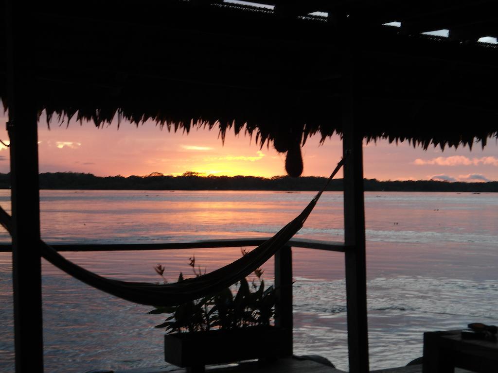 Cabaña Flotante Kurupira Leticia Exterior foto