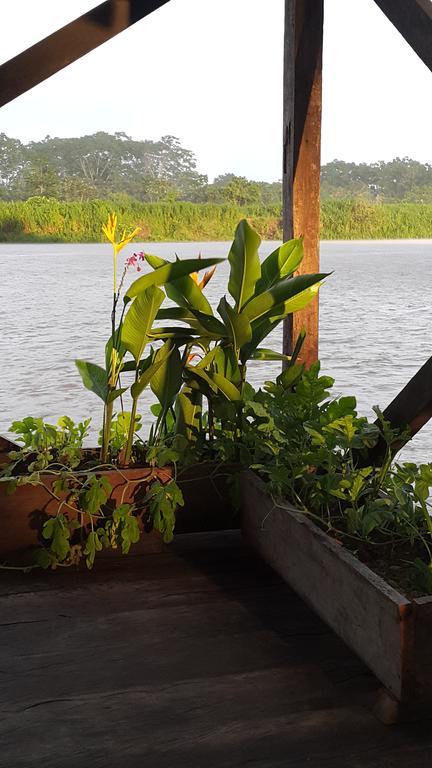 Cabaña Flotante Kurupira Leticia Exterior foto
